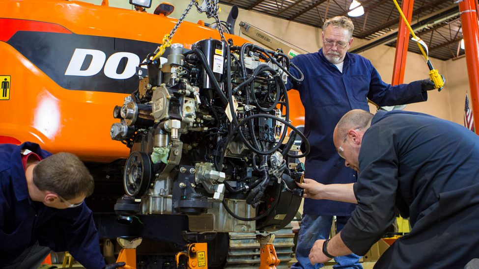 Doosan Engine Removal